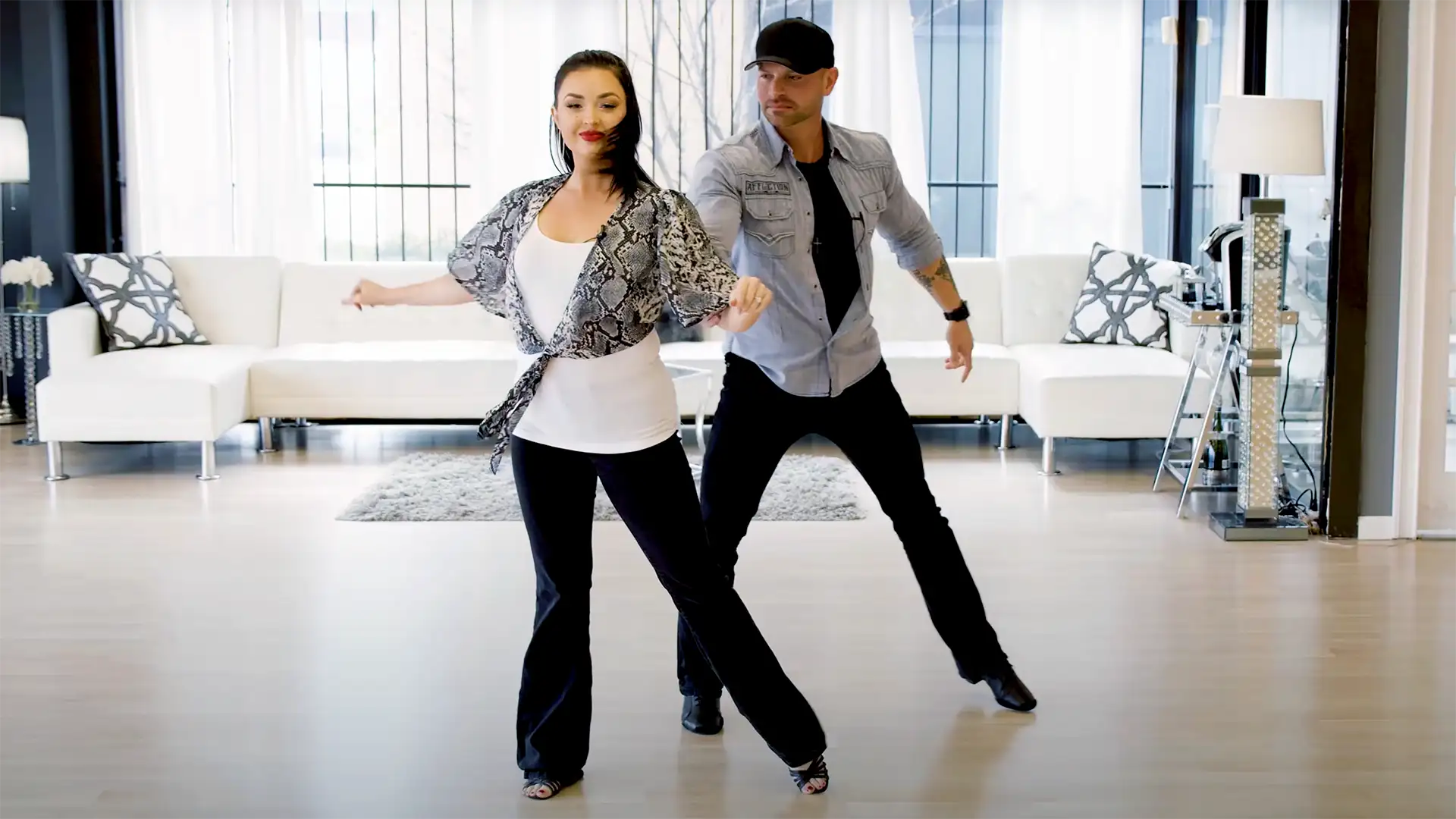 video-section-banner-image