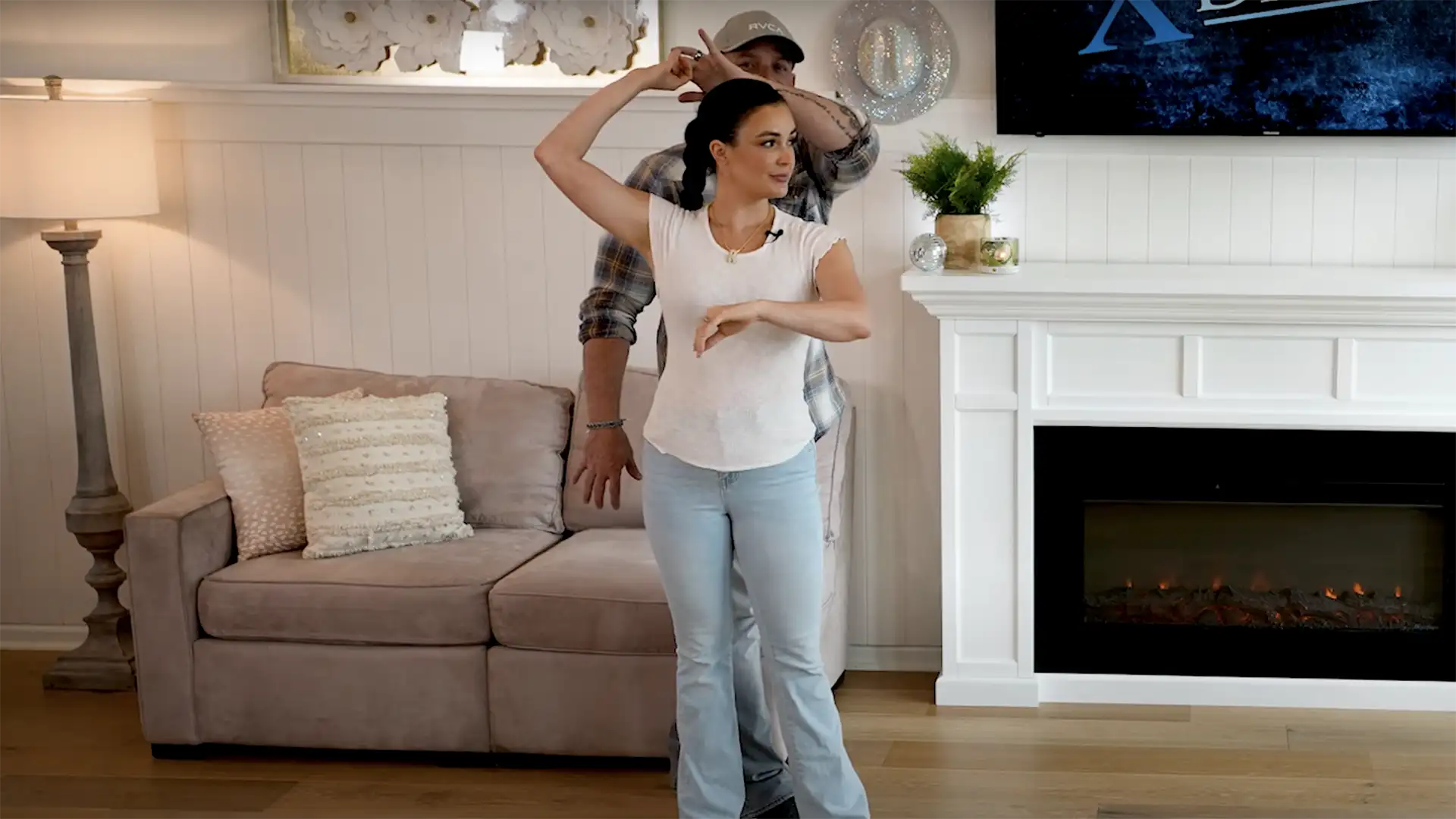 video-section-banner-image