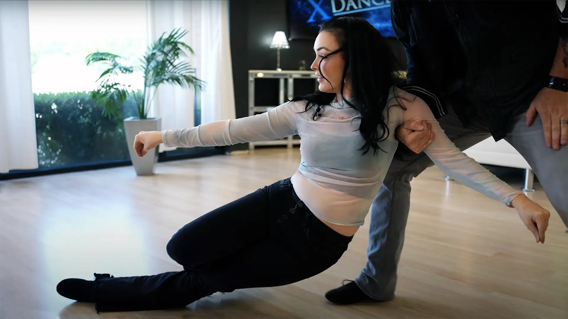 video-section-banner-image